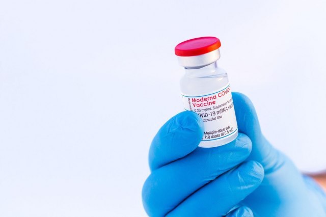 Kompanija "Moderna" æe prepoloviti dozu vakcine